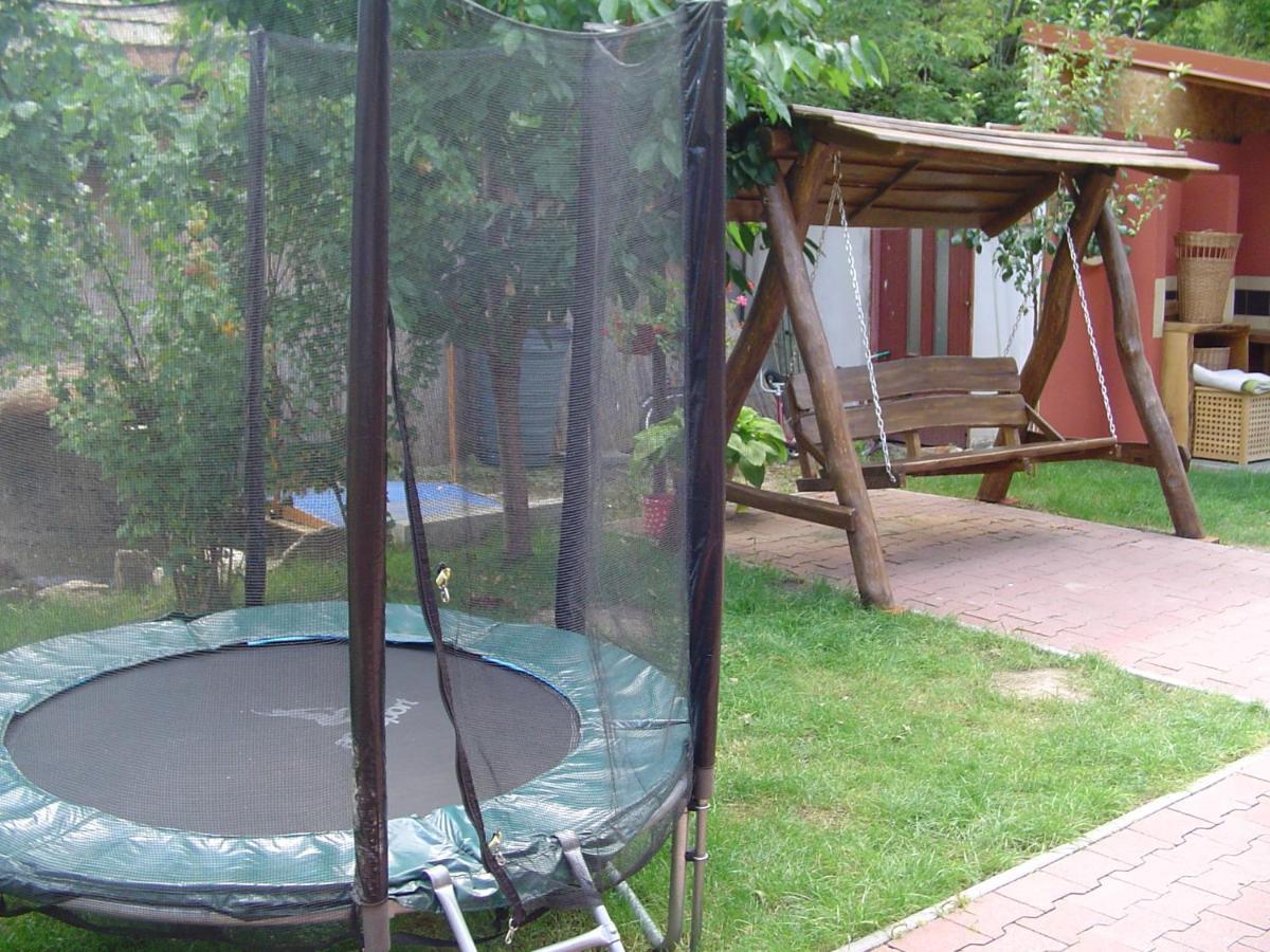 Hunter Villa Sturovo Ngoại thất bức ảnh